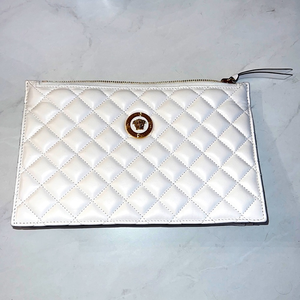 Versace white purse. Can be used as a shoulder bag or a clutch